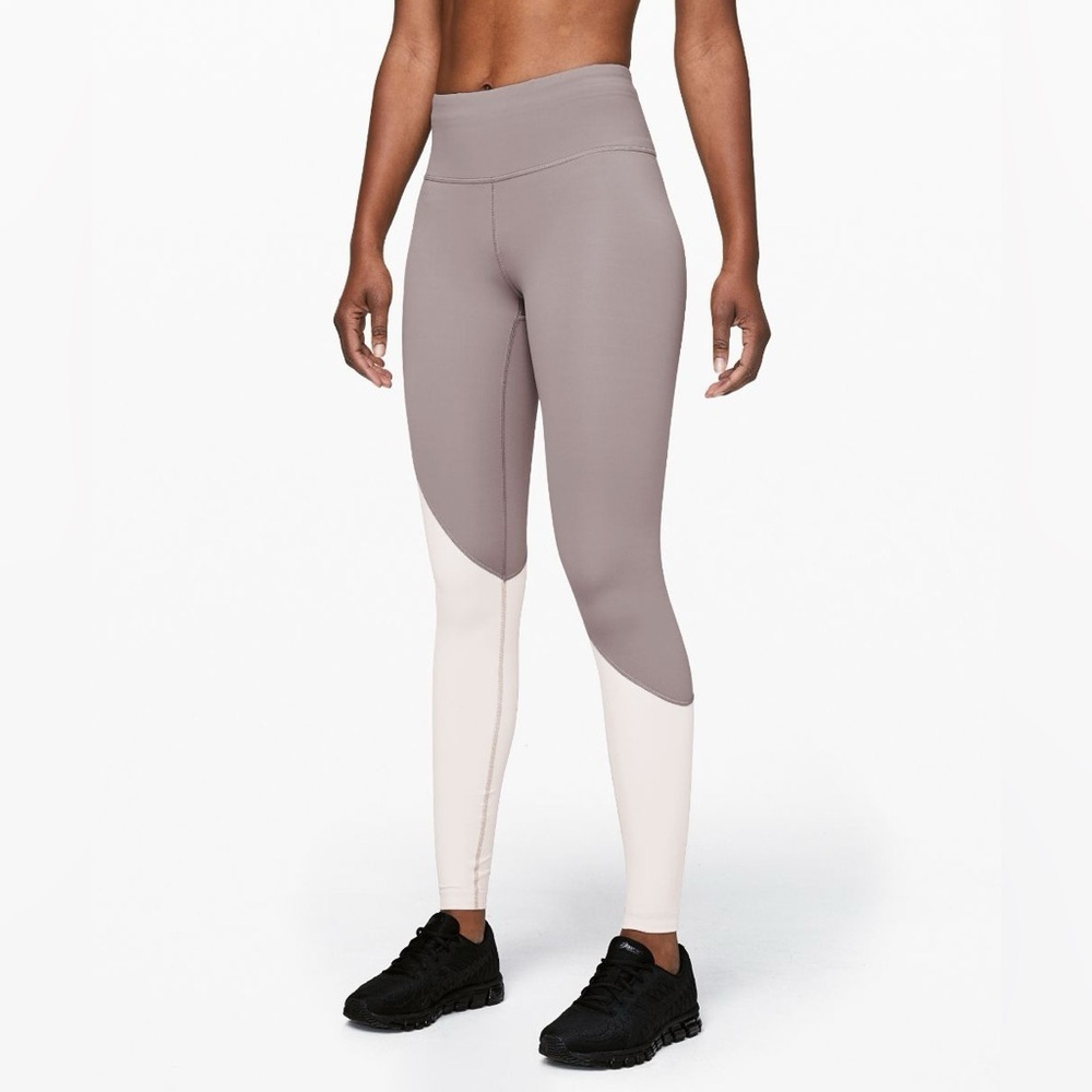 Lululemon Speed Wunder Tight
Asym Size 4